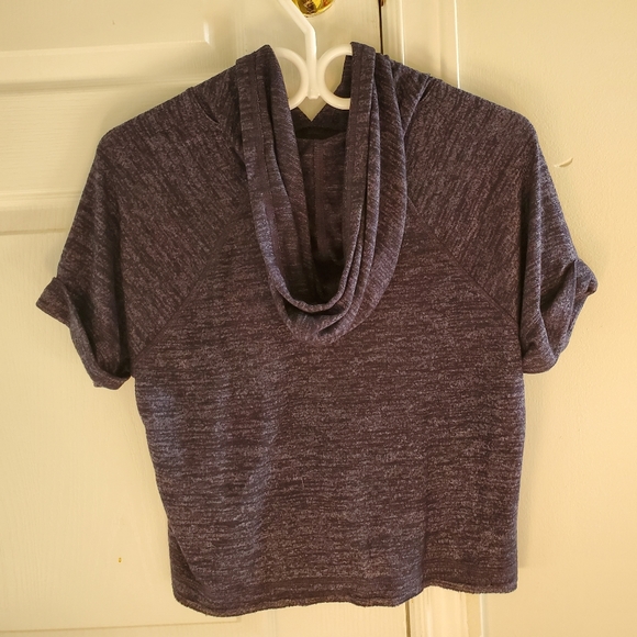 Hollister Gilly Hicks short-sleeved hoodie - Picture 2 of 3